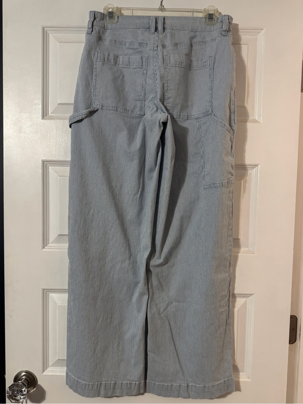 American eagle Light Blue Pinstripe Wide Leg Carpenter Pants size 4 - Picture 2 of 4